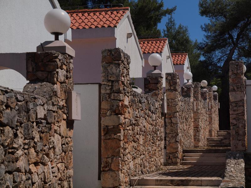 Trim Sunny Apartments By Valamar スタリー・グラード エクステリア 写真